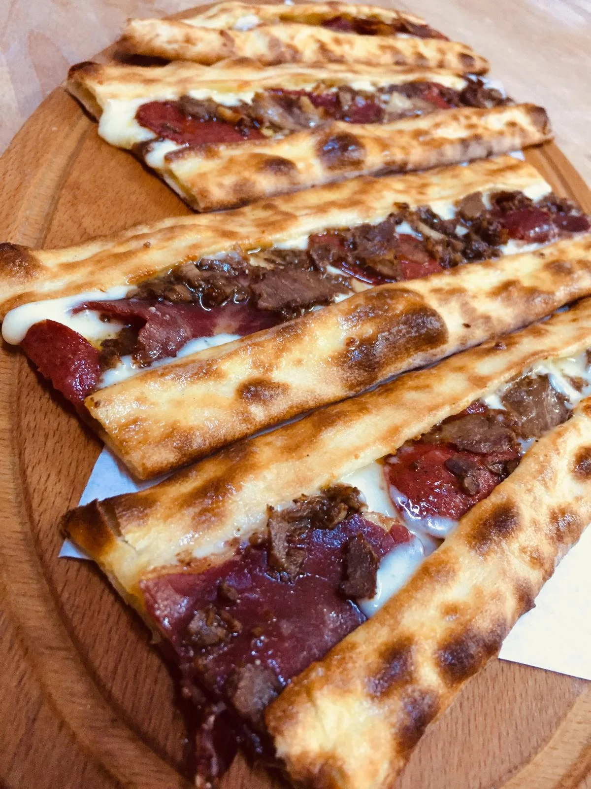 Karışık Pide - Geleneksel taş fırın pidesi